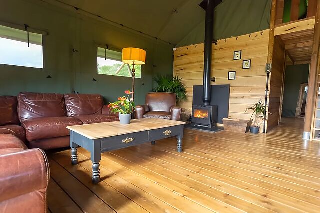 Luxury Glamping Retreat at Badger
