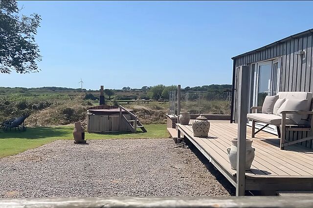 The lodge at Plumstone View