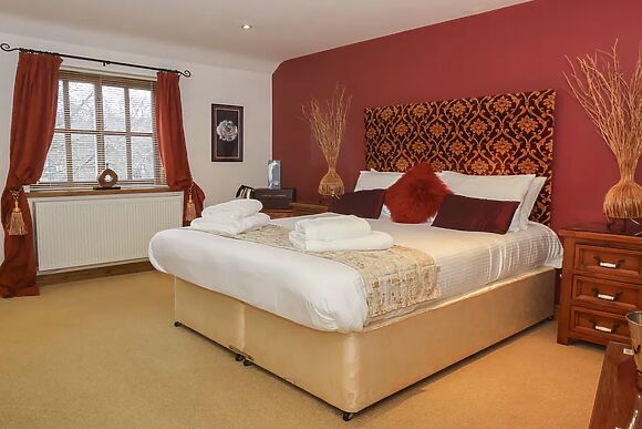 Champagne Cottage