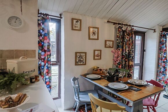 Honeypot Cottage
