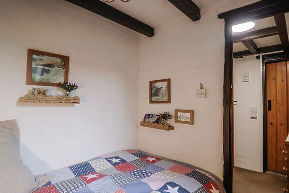 Honeypot Cottage