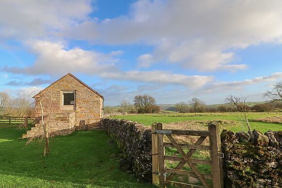 Little Barn