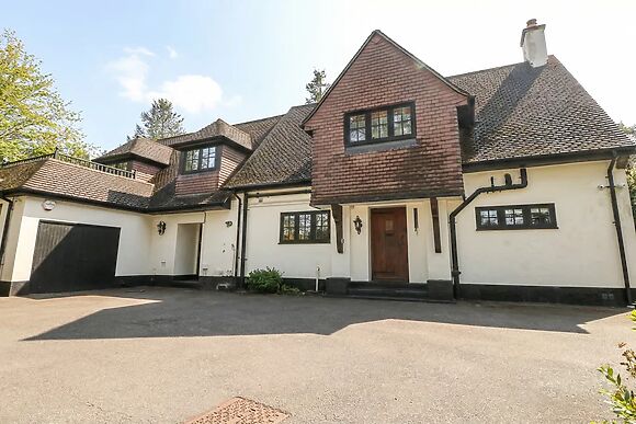 Woodlands House