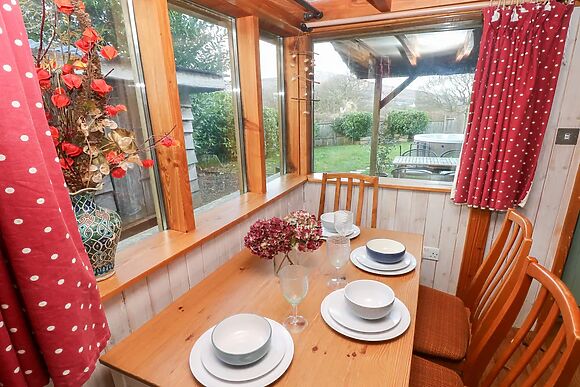 Cosy Eco Cabin