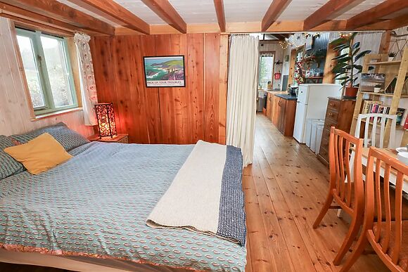 Cosy Eco Cabin