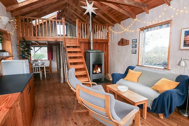 Cosy Eco Cabin