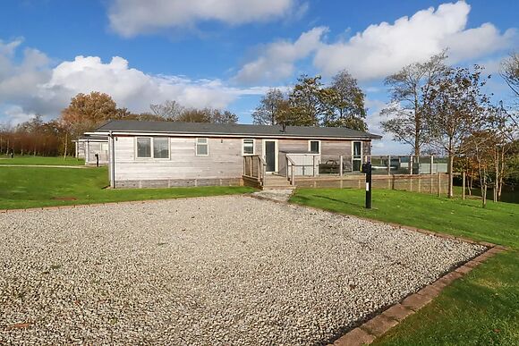 20 Meadow Retreat