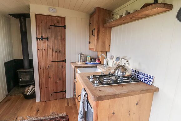 Honeysuckle Hut