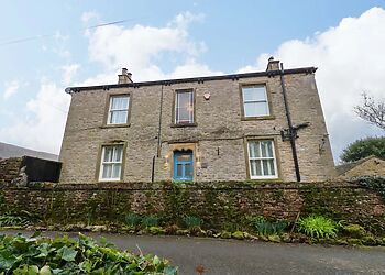 Langcliffe House