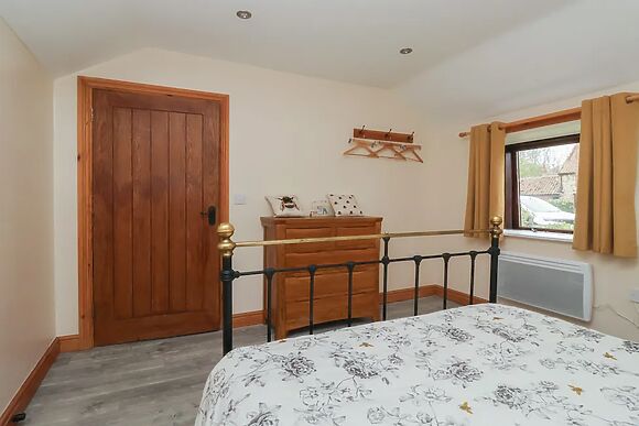 Honeybee Cottage