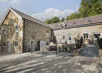 Sun Trevor Barn 1