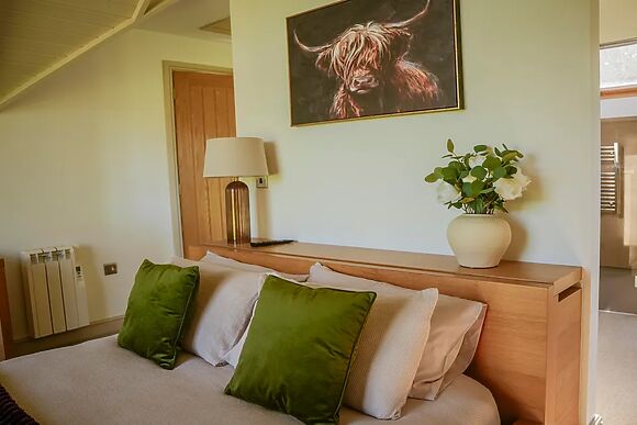 Oak Lodge