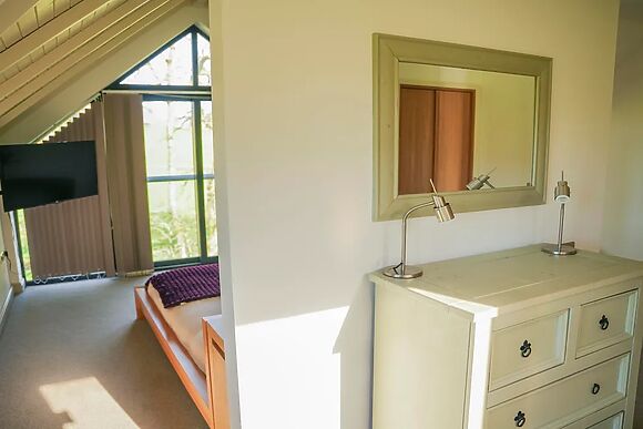 Oak Lodge