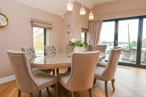 Swing Bridge Cottage