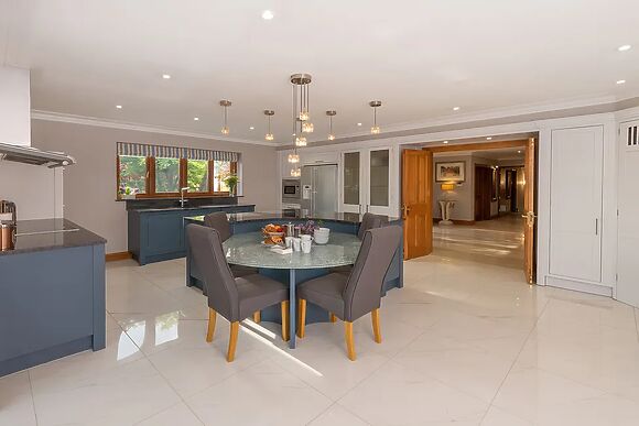 Hamble House