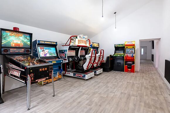 Trident Funhouse