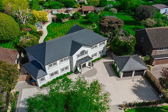 Sea Estate House