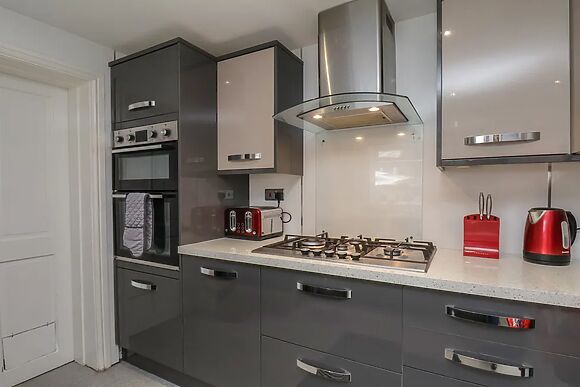 30 Prospect Hill