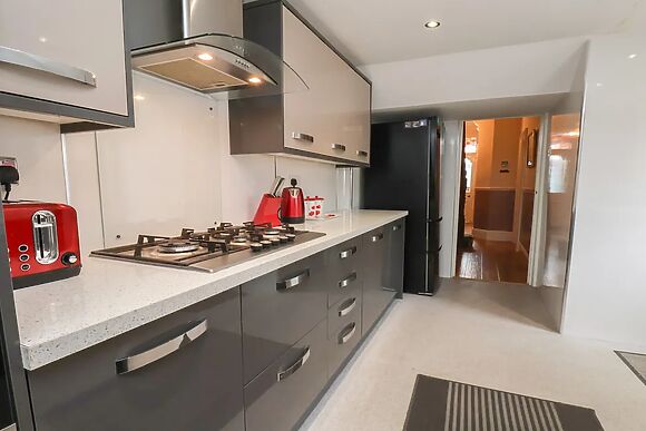 30 Prospect Hill