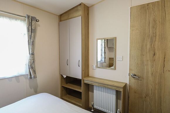 Caravan 325
