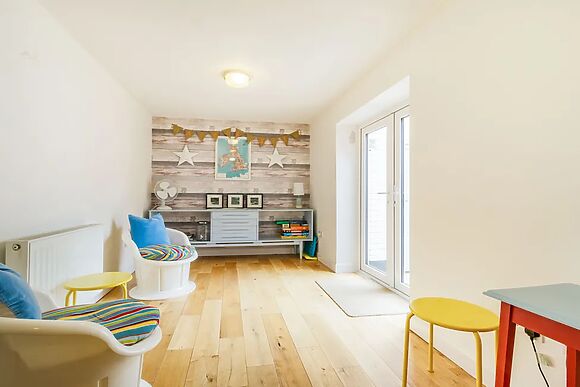 Quayside House