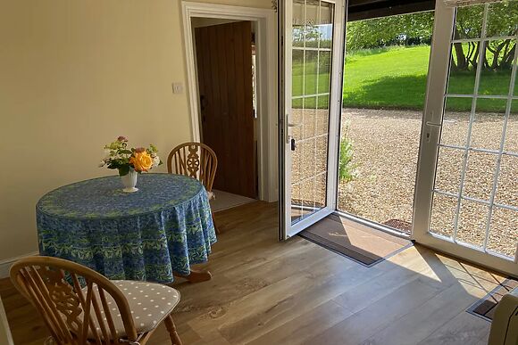 Oke Apple Cottage