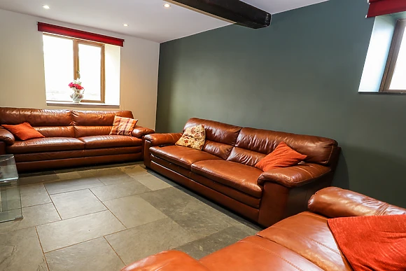 Maestyddyn Farm House