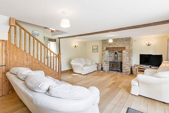 Groves Fishleigh
