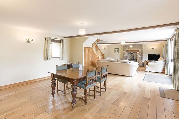 Groves Fishleigh