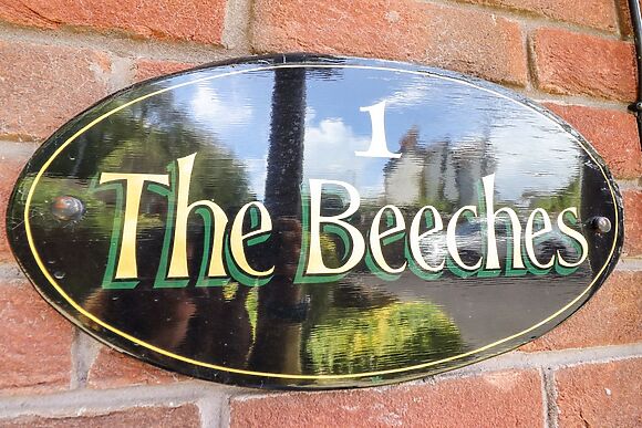 1 The Beeches