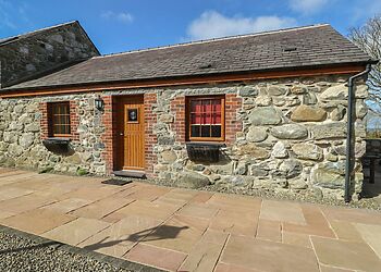 Poppy Cottage