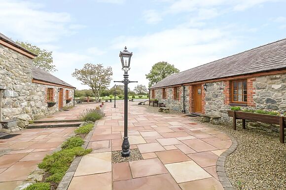 Poppy Cottage