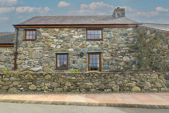 Daffodil Cottage
