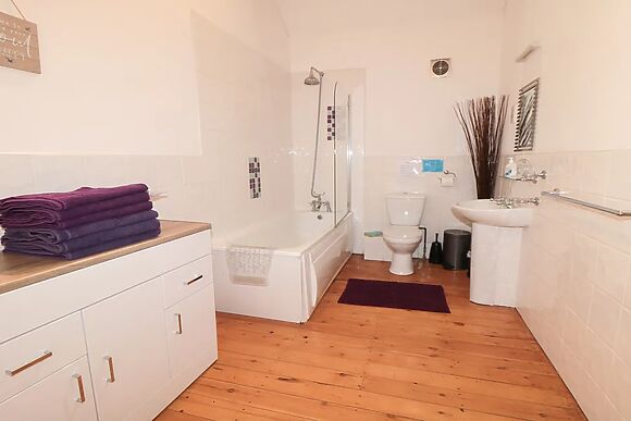 Longstone Cottage