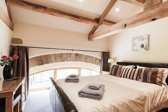 Stoneycroft Barn