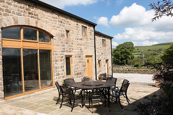 Stoneycroft Barn