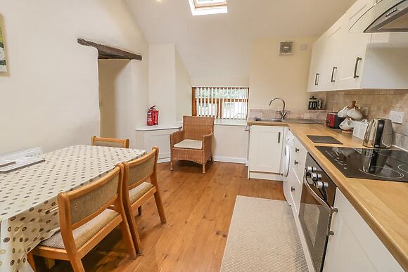 Hendoll Cottage 1