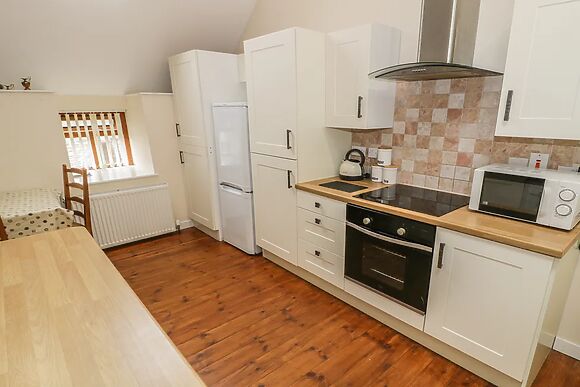 Hendoll Cottage 2