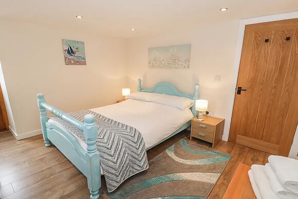 Hendoll Cottage 2