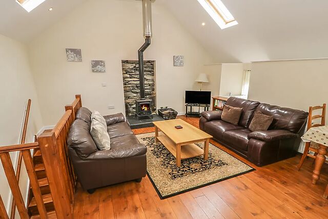Hendoll Cottage 2