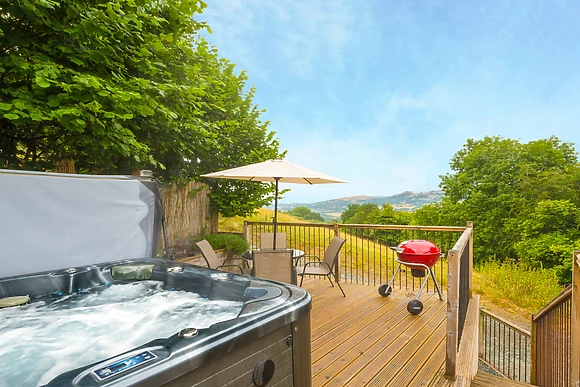 Bishop's Castle Barn