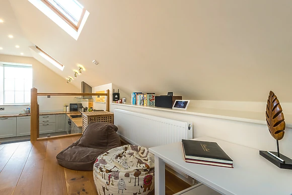 Bishop's Castle Barn