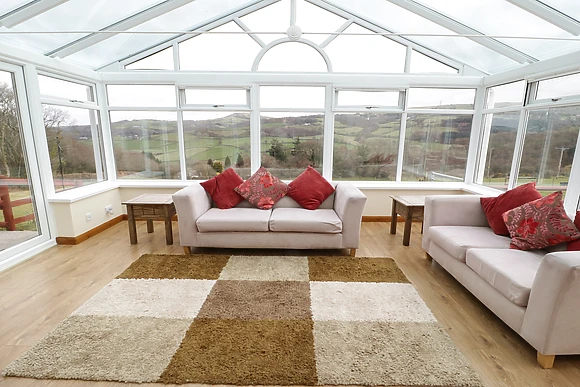 Bryn Derw Holiday Cottage