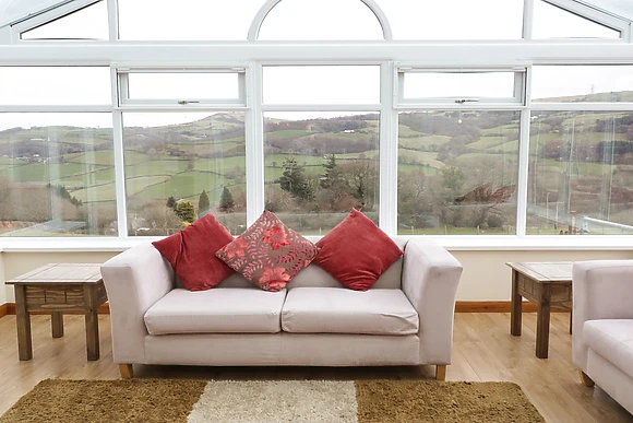 Bryn Derw Holiday Cottage