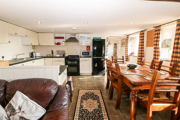 Bwthyn Yr Helyg (willow Cottage)
