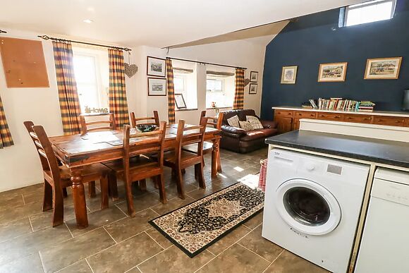 Bwthyn Yr Helyg (willow Cottage)