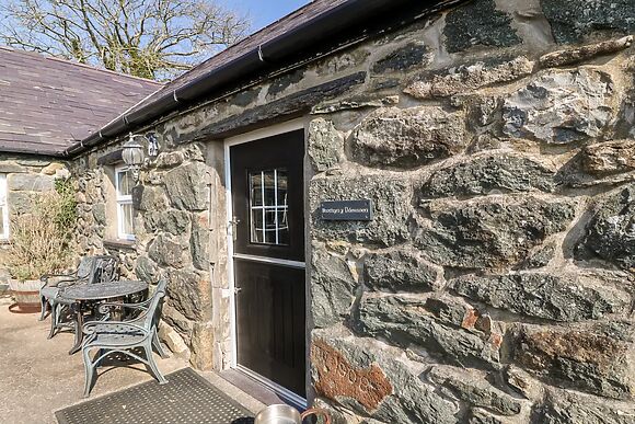 Bwthyn Y Dderwen (oak Cottage)