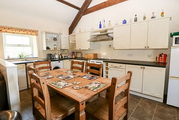 Bwthyn Y Dderwen (oak Cottage)