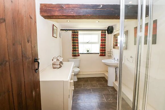 Bwthyn Y Dderwen (oak Cottage)