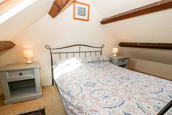 Bwthyn Yr Onnen (ash Cottage)